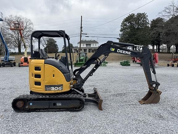 Image of John Deere 30G equipment image 2