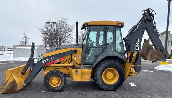 2018 John Deere 310L EP Image