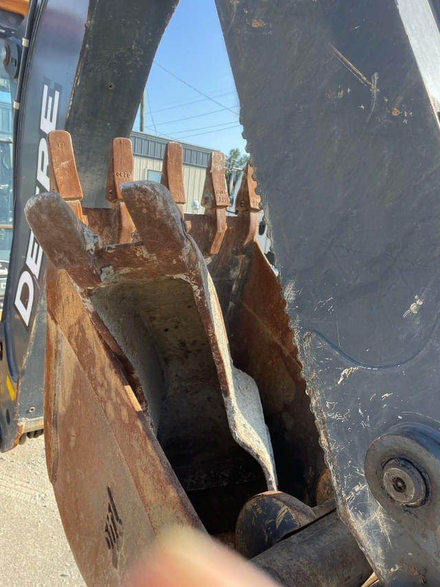 Image of John Deere 310L EP equipment image 3