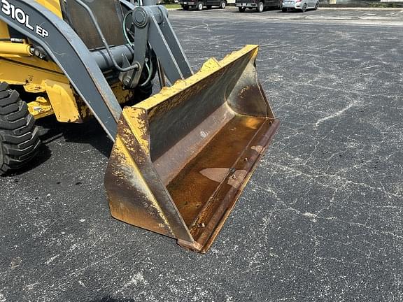 Image of John Deere 310L EP equipment image 4