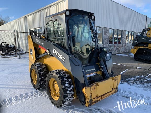 Image of John Deere 316GR equipment image 2