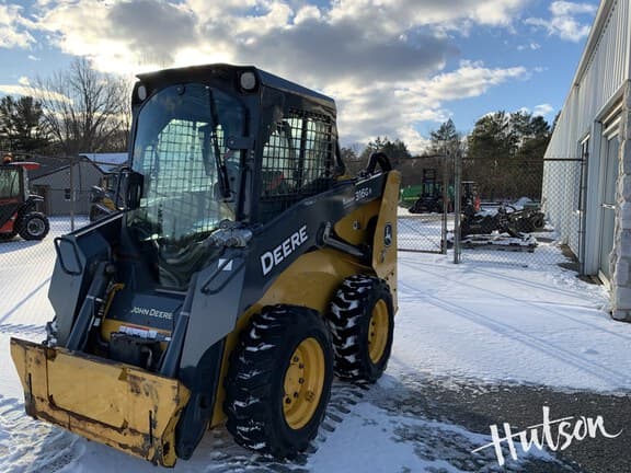 Image of John Deere 316GR equipment image 1