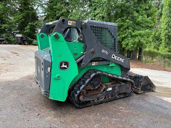 Image of John Deere 317G equipment image 4