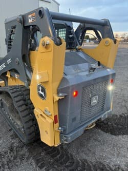 Image of John Deere 317G equipment image 3