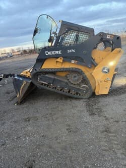 Image of John Deere 317G equipment image 1