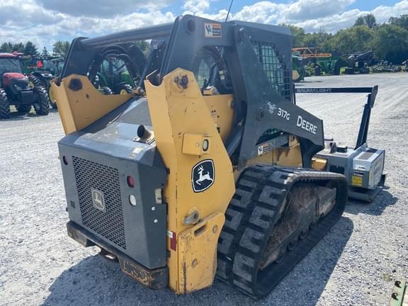 Image of John Deere 317G equipment image 3