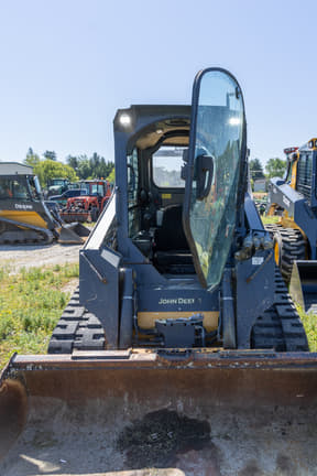 Image of John Deere 317G equipment image 3
