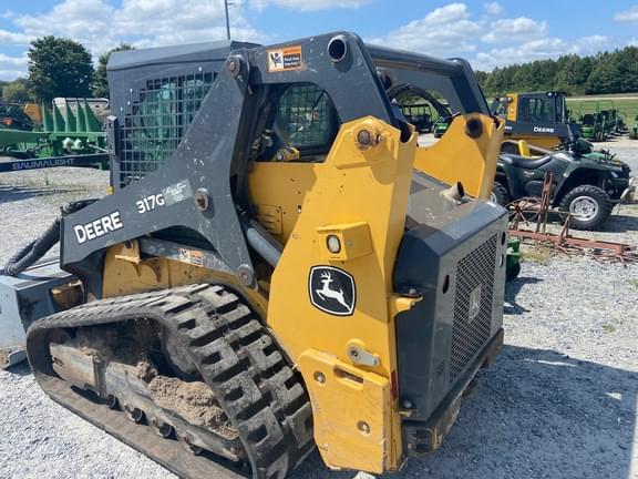Image of John Deere 317G equipment image 4