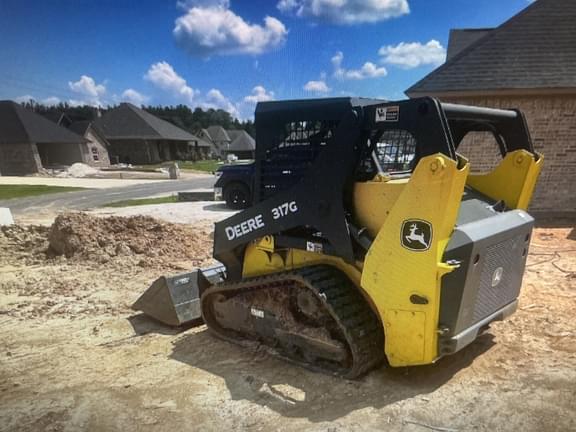 Image of John Deere 317G equipment image 4