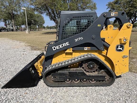 Image of John Deere 317G equipment image 1