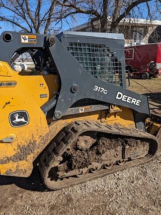 Image of John Deere 317G equipment image 1