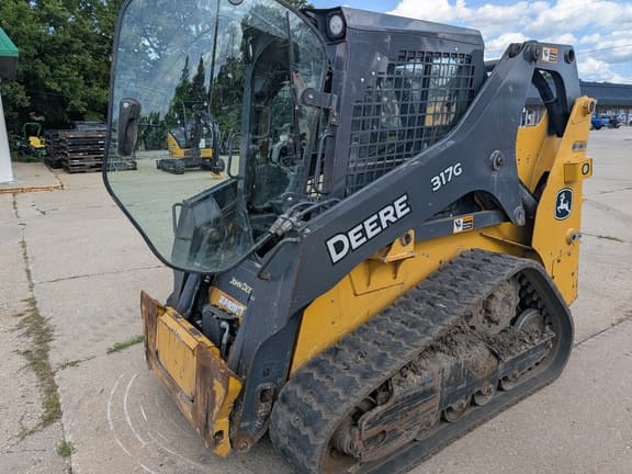Image of John Deere 317G Primary image