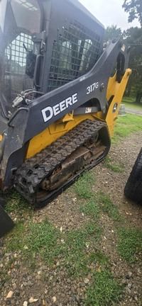 2018 John Deere 317G Equipment Image0