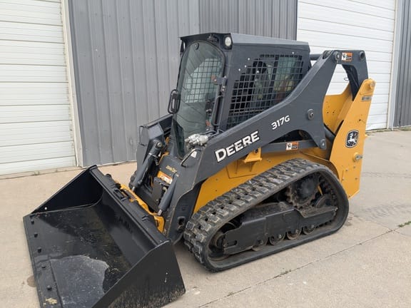 2018 John Deere 317G Equipment Image0