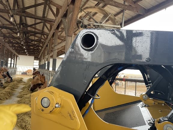 Image of John Deere 318G equipment image 1