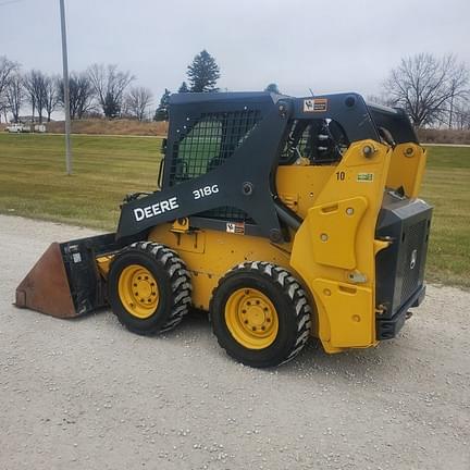 Image of John Deere 318G equipment image 2