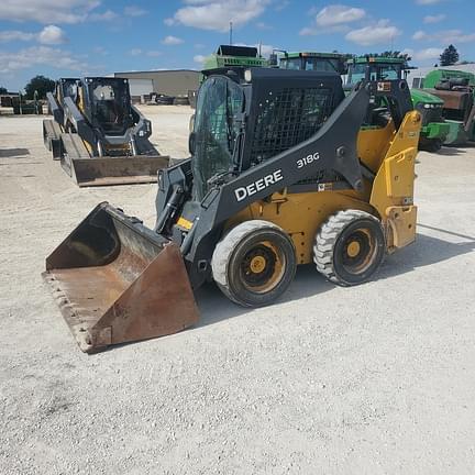 Image of John Deere 318G equipment image 1