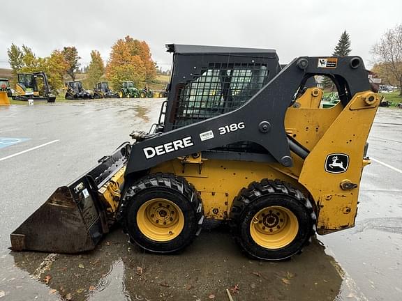 Image of John Deere 318G equipment image 1