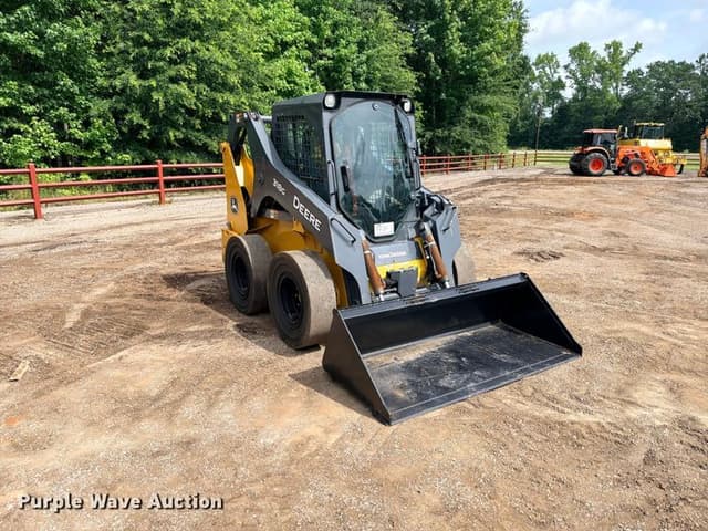 Image of John Deere 318G equipment image 2