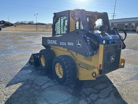 Image of John Deere 320G equipment image 2