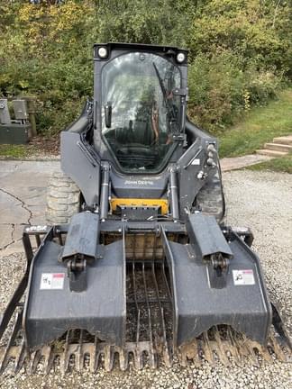 Image of John Deere 320G equipment image 1