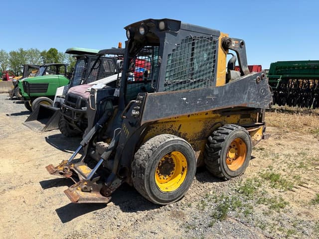 Image of John Deere 320G equipment image 1