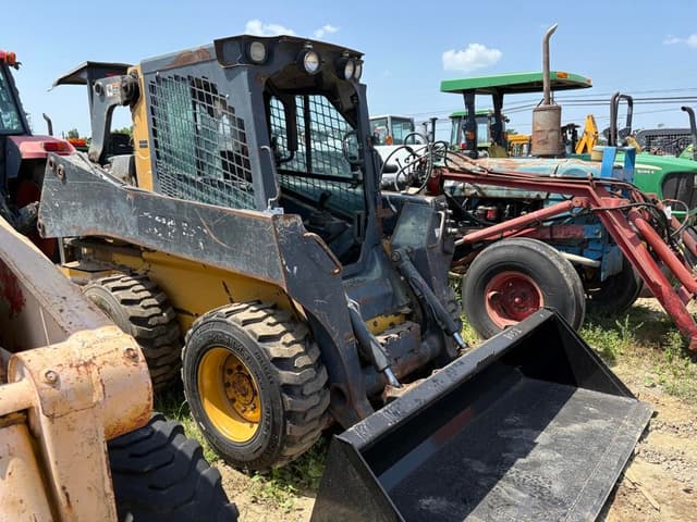 Image of John Deere 320G equipment image 1