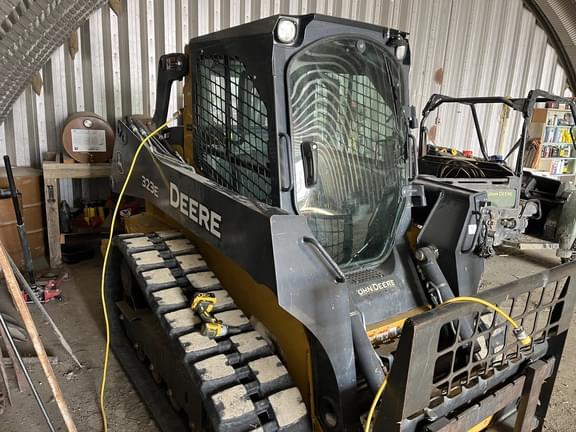 Image of John Deere 323E Primary image