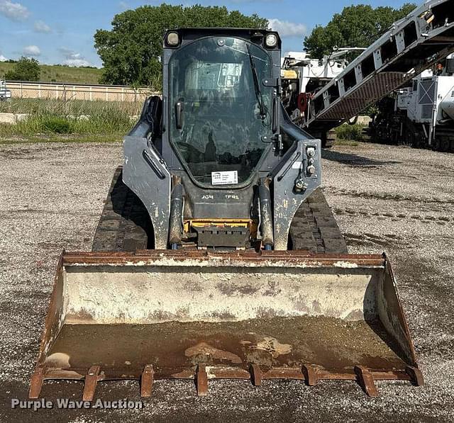 Image of John Deere 323E equipment image 1