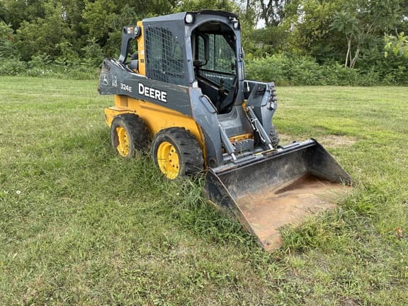 Image of John Deere 324E equipment image 1