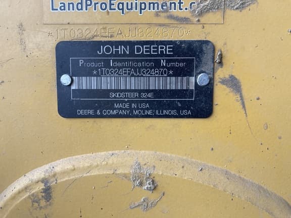 Image of John Deere 324E equipment image 3