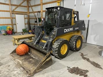 Main image John Deere 324G