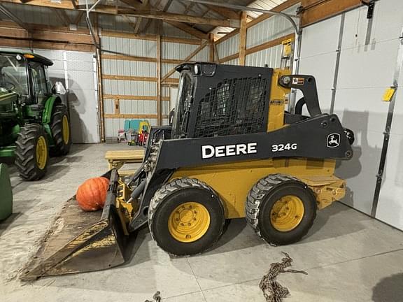 Image of John Deere 324G equipment image 1