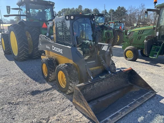 Image of John Deere 324G equipment image 4