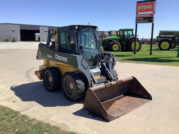 Image of John Deere 324G equipment image 1