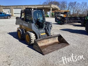 2018 John Deere 324G Image