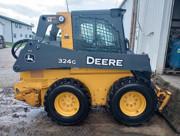 Image of John Deere 324G equipment image 2