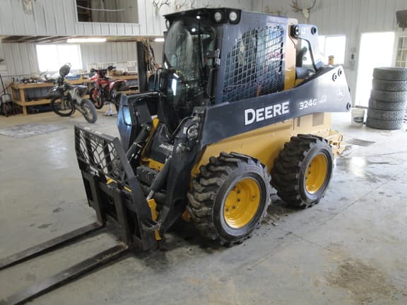 Image of John Deere 324G equipment image 1