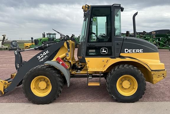 Image of John Deere 324K equipment image 4