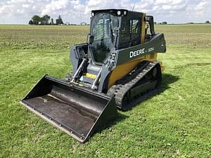 2018 John Deere 325G Image