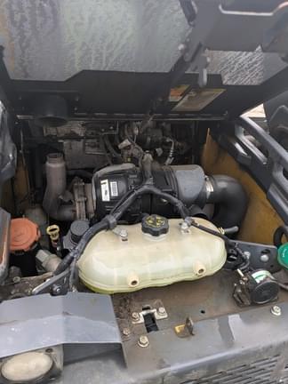 Image of John Deere 325G equipment image 2