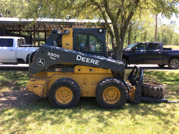 Main image John Deere 330G