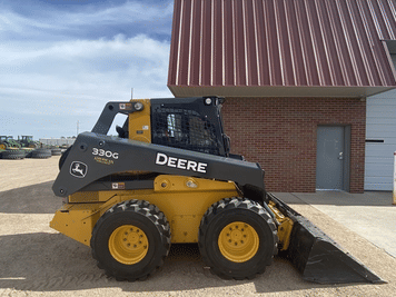 Main image John Deere 330G