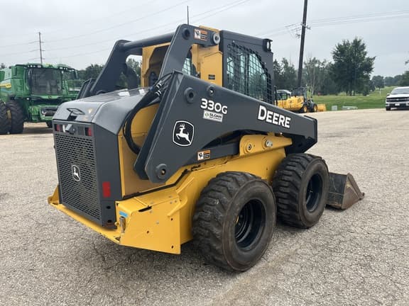 Image of John Deere 330G equipment image 4