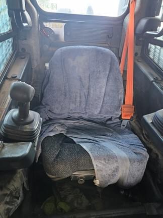 Image of John Deere 330G equipment image 4