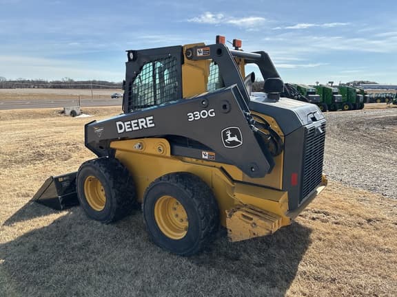Image of John Deere 330G equipment image 3