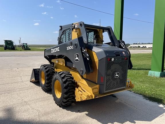 Image of John Deere 330G equipment image 4