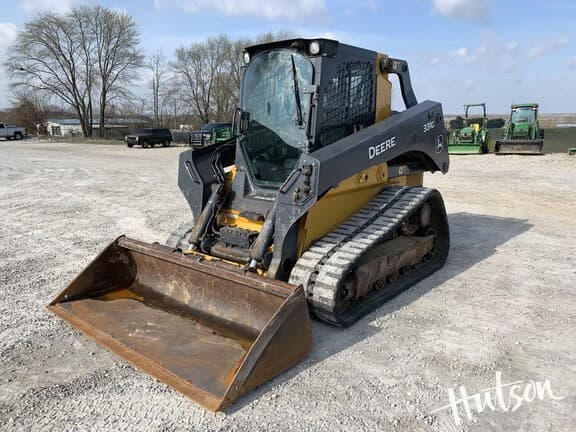 Image of John Deere 331G equipment image 1