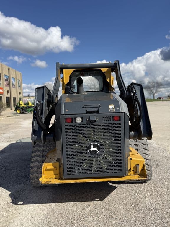 Image of John Deere 331G equipment image 3