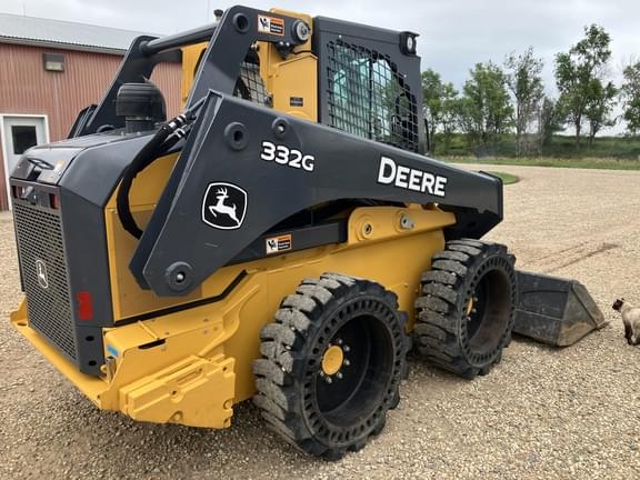 Image of John Deere 332G equipment image 3